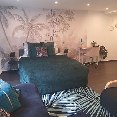 Loft Spacieux-2 Min De La Plage Marseille Bagian luar foto