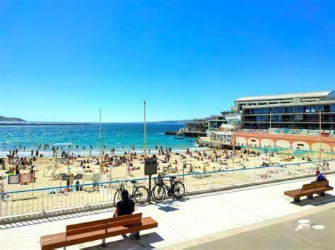 Loft Spacieux-2 Min De La Plage Marseille Bagian luar foto
