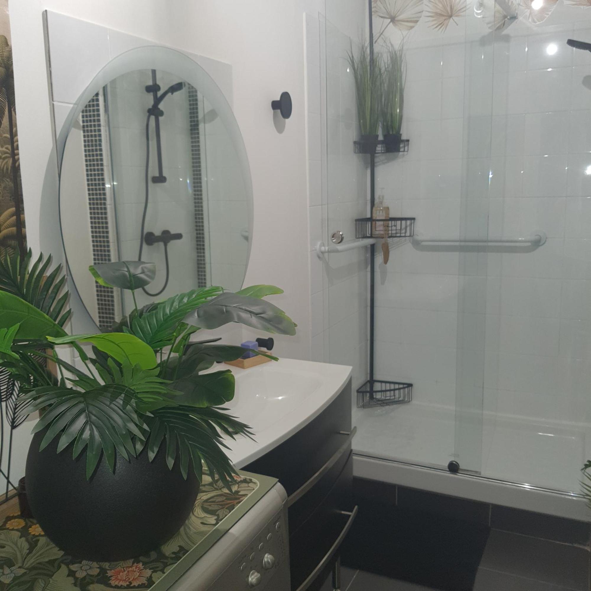 Loft Spacieux-2 Min De La Plage Marseille Bagian luar foto