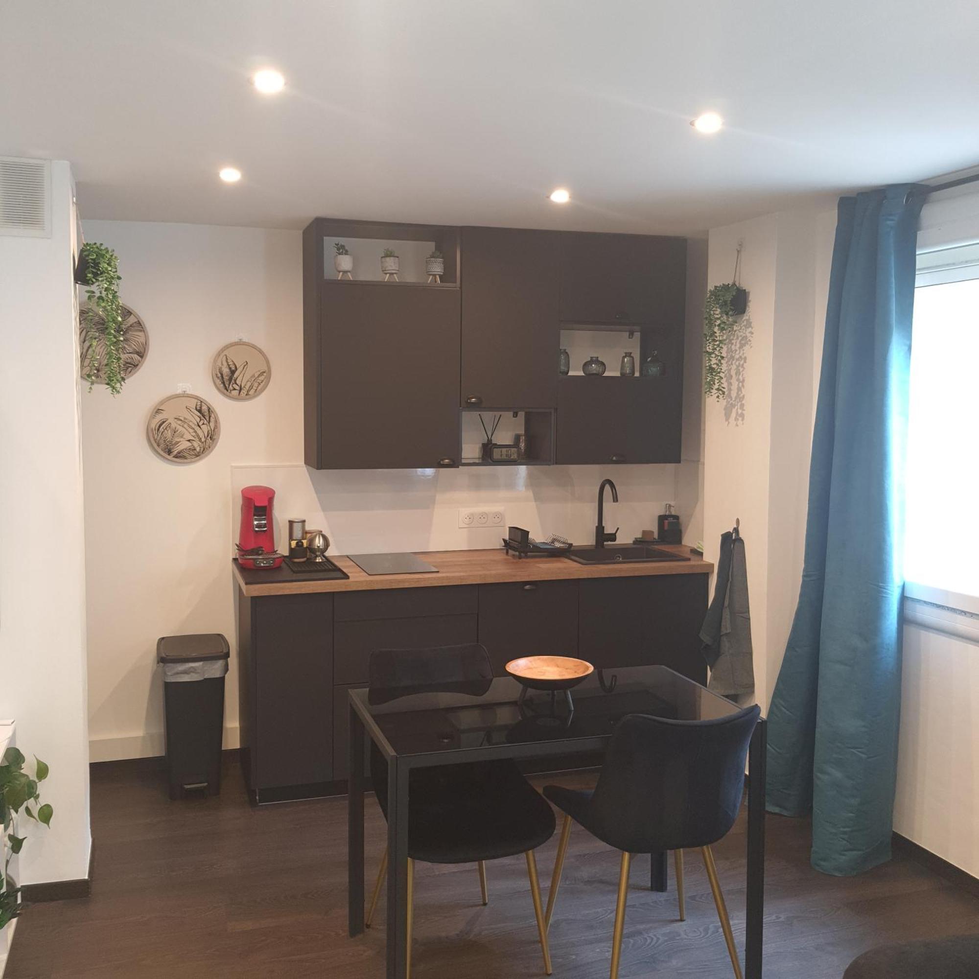 Loft Spacieux-2 Min De La Plage Marseille Bagian luar foto